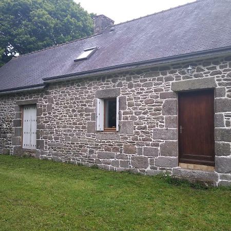 Le Botcol Villa Plouguernével Eksteriør billede