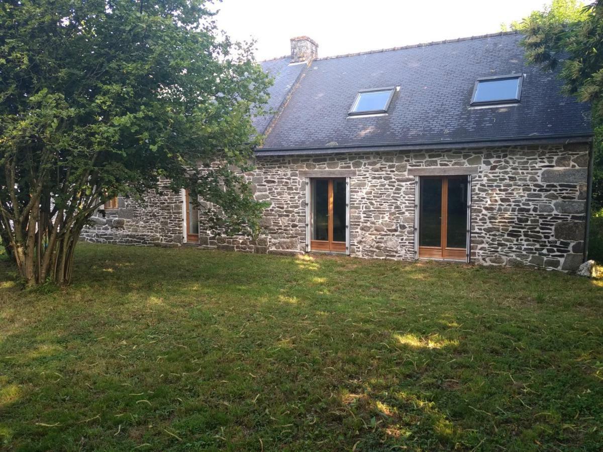 Le Botcol Villa Plouguernével Eksteriør billede